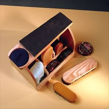 Shoeboxwith include ,brushes,dusters,polish& shoehorn